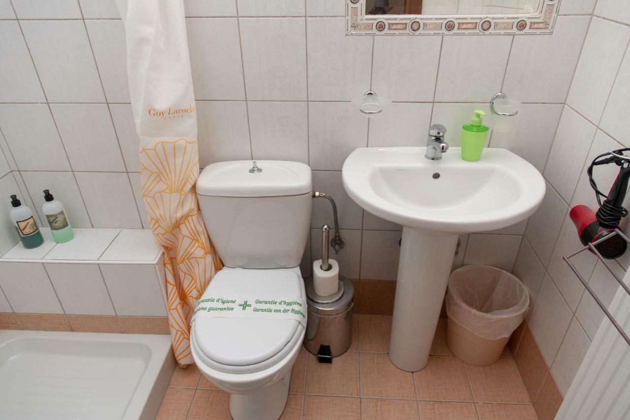 Guesthouse Nefeli リトコロン エクステリア 写真