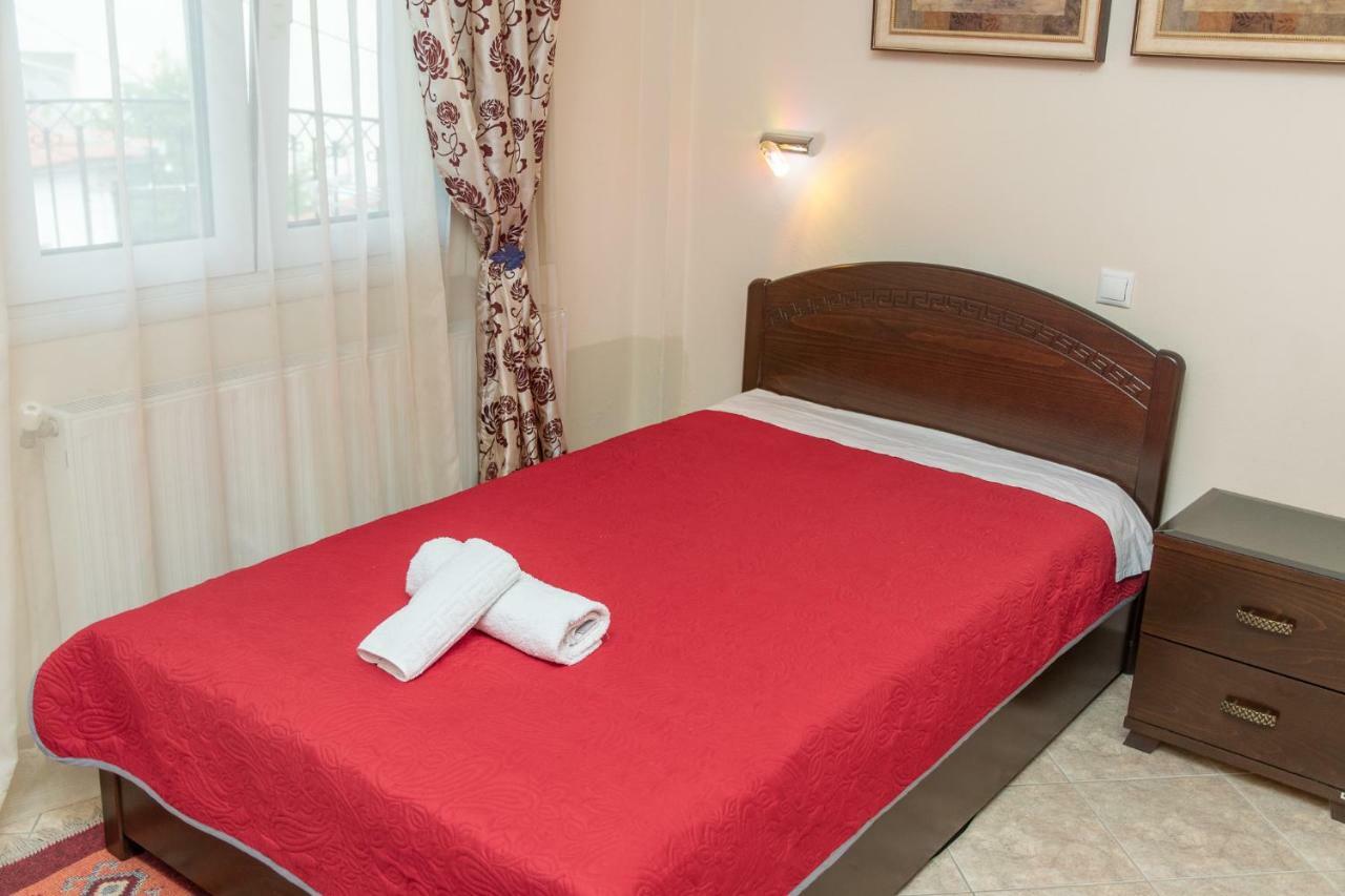 Guesthouse Nefeli リトコロン エクステリア 写真