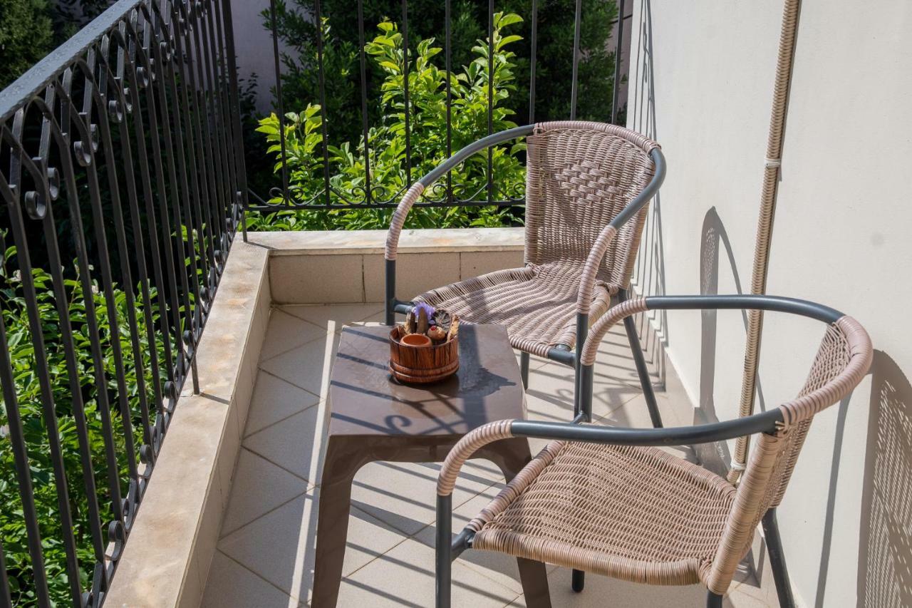 Guesthouse Nefeli リトコロン エクステリア 写真